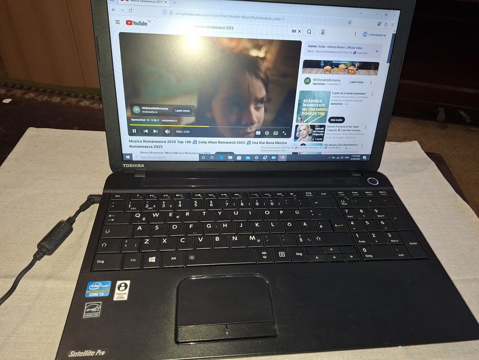 Toshiba Pro C50, Intel i3, 8 GB ram, Bluetooth,  baterie ok