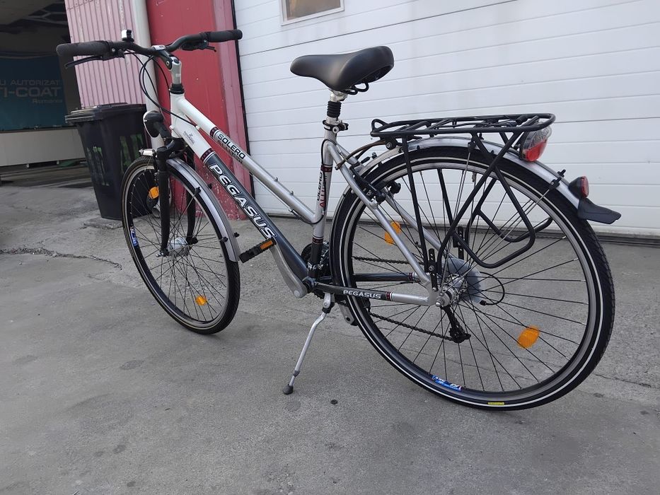 Vând bicicleta din aluminiu pentru damă