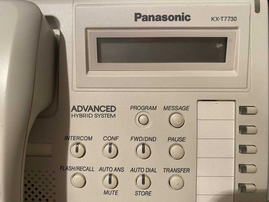 Телефонна централа Panasonic KX-TEM824