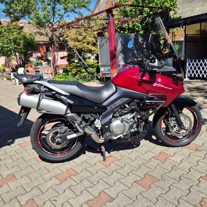 Suzuki V-strom dl 1000. AN:2007