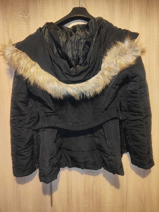 4бр. Женски Якета - М размер(без третото,което е Л) за 50лв.