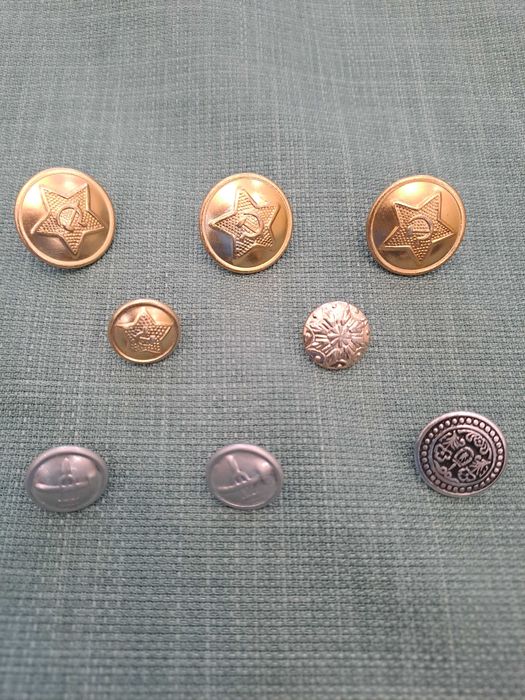 Пуговицы советские армейские и жд