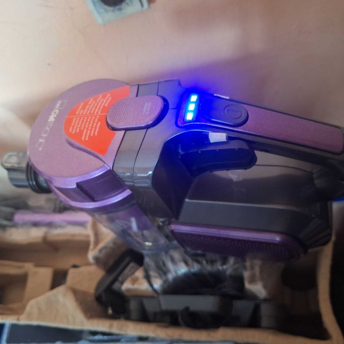 Акумулаторна прахосмукачка чисто нова внос от Германия