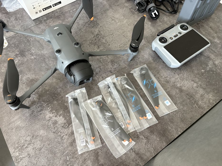 Продам DJI Mavic 4 Pro