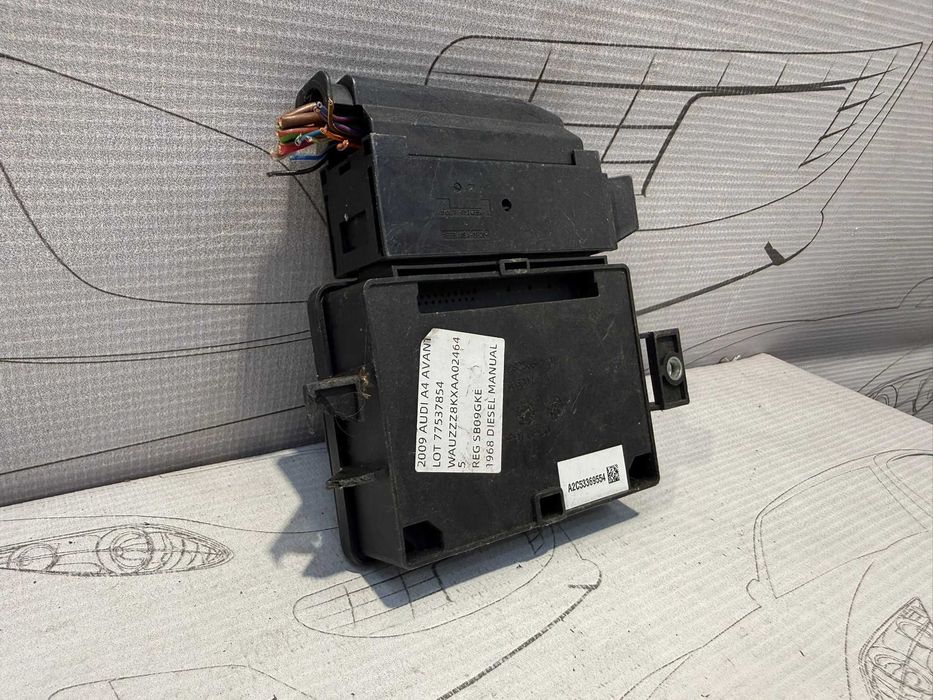 Modul frână de mana EPB Audi A4 S4 B8 8K 8K0907801H 2009 / [2008-2015] / (5B3)
