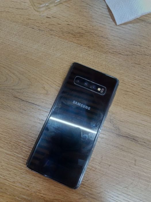 Продам самсунг с 10