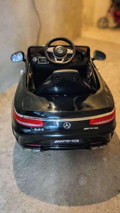Акумулаторна кола Мерцедес AMG, перфектно състояние, 200 лв