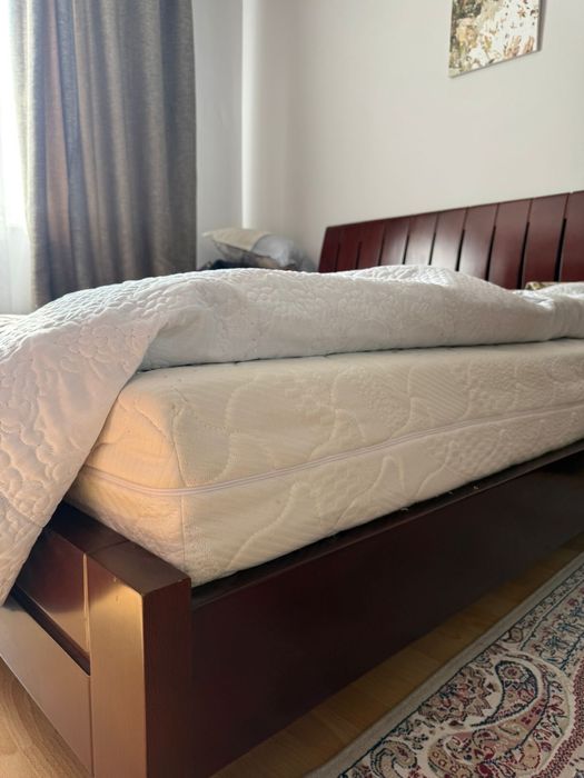 продам спальный гарнитур