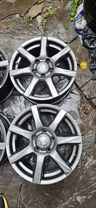 5/114.3/16 nissan qashqai 16 цола нисан кашкай 16 цола 4бр.оригинални