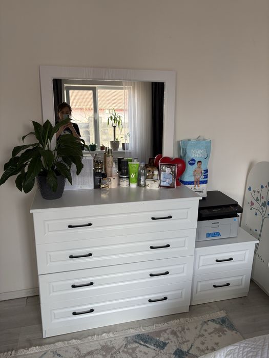 Спальный гарнитур