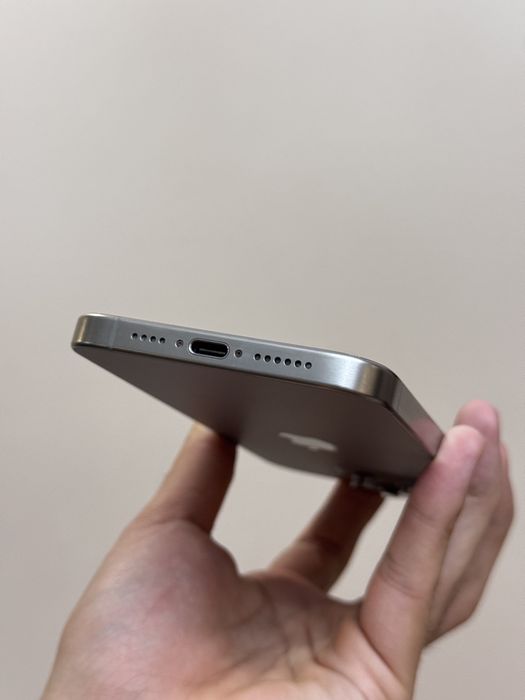 Iphone 15 Pro Max. 1 терабайт.