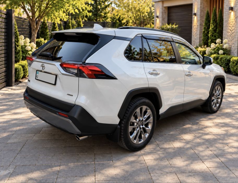 Продаю Toyota Rav4 2020