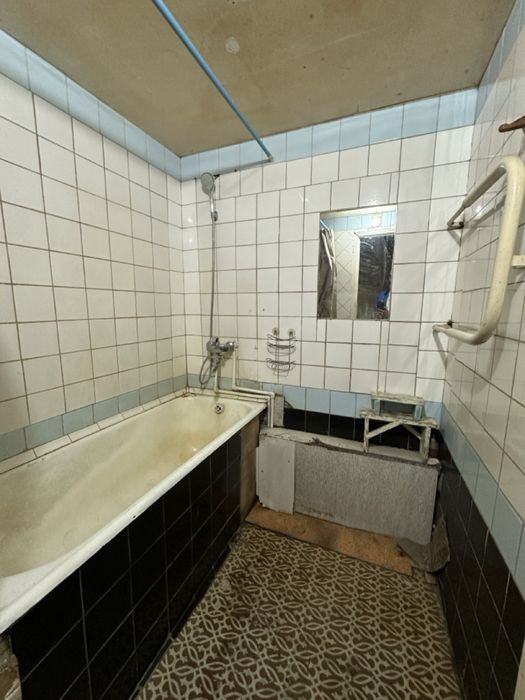 Сергелинский р-н Куйлюк массив 5 3/1/5 франция 78м2 балкон 2х6 ИПОТЕКА