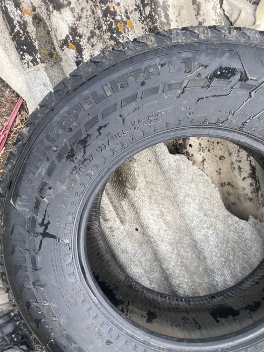 Продам шины 265/70/17