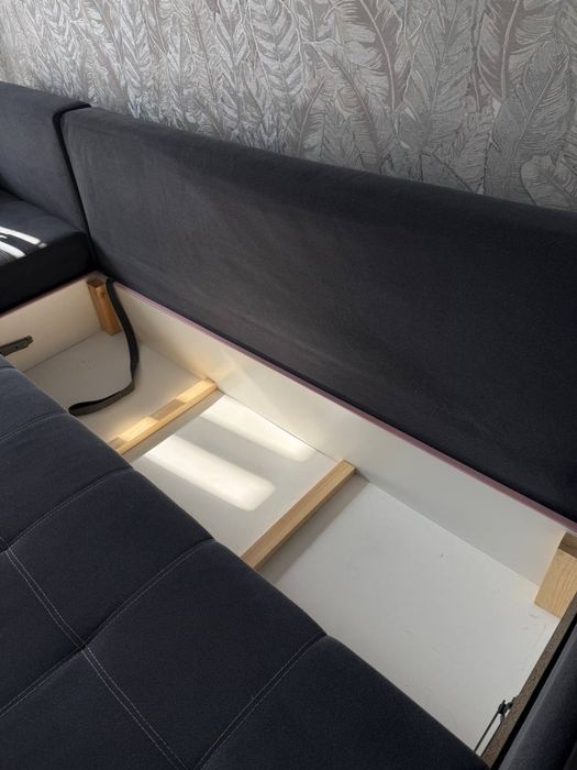 Продаю диван состояние отличное