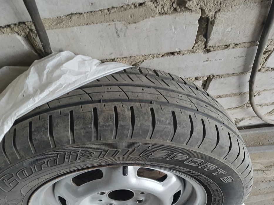 Продам шины.            .