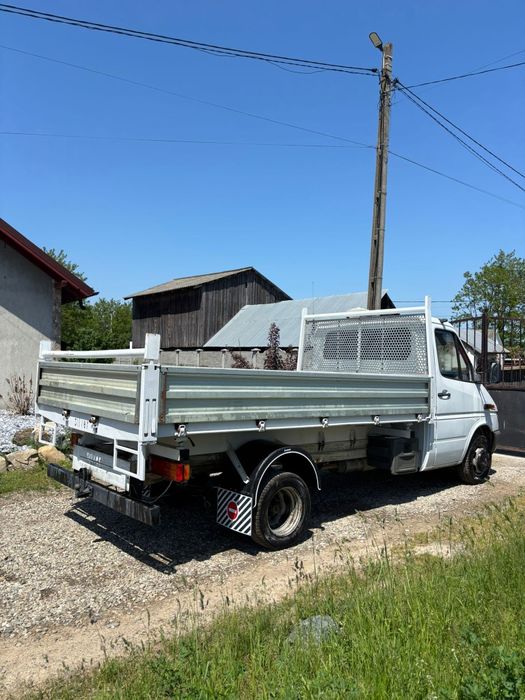 Mercedes Sprinter Baculabil pe cutie.