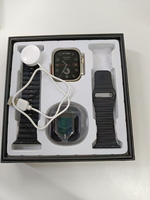 Продам набор смарт часы и наушники