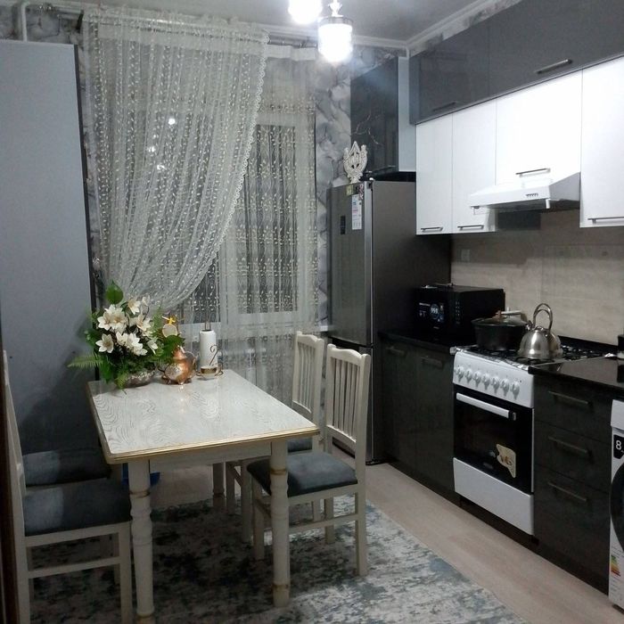 Chirchiq shaxar ped instutni oldida 16 etajka