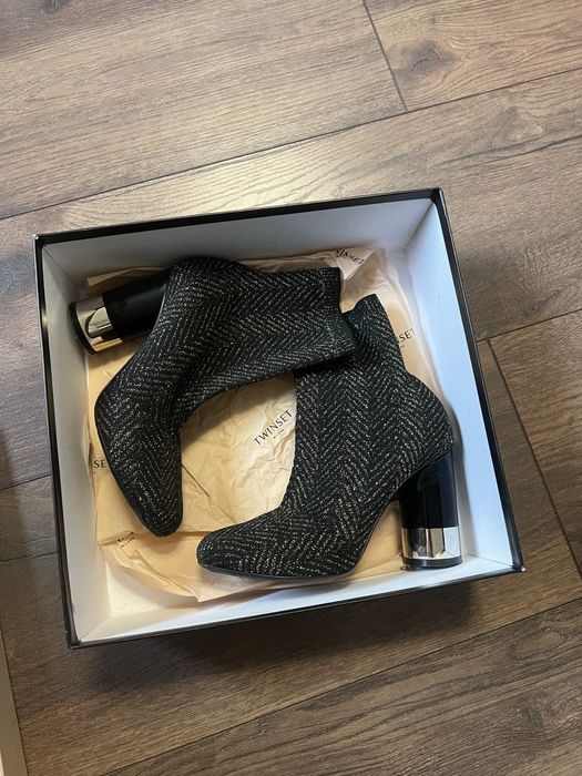 Бляскави боти Twinset