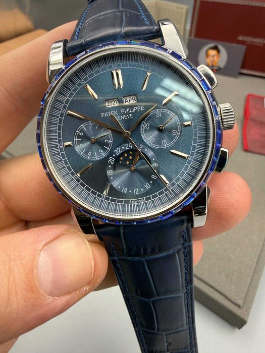 patek philippe nautilus / perpetual