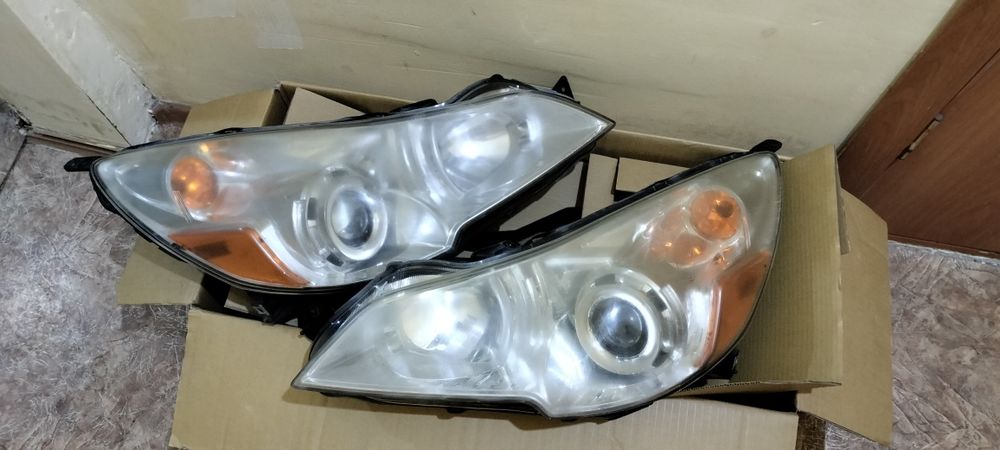 Фары на Субару оутбек