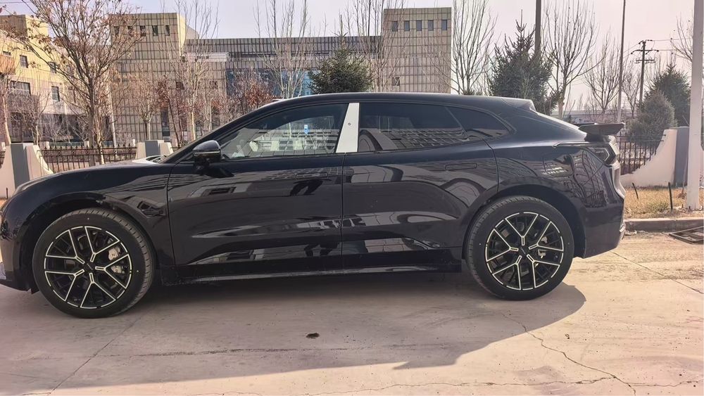 Zeekr 001 Ultra+ 2026