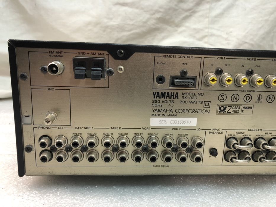 Yamaha RX-930 ресивър