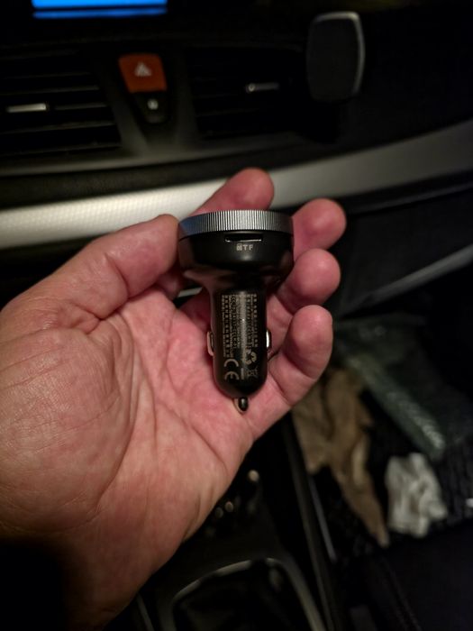 Modulatoare FM Bluetooth Baseus