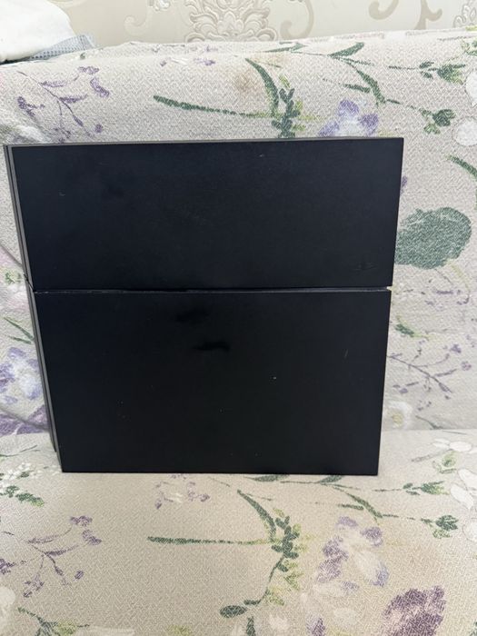 Ps 4 fat , 500 гб СРОЧНО
