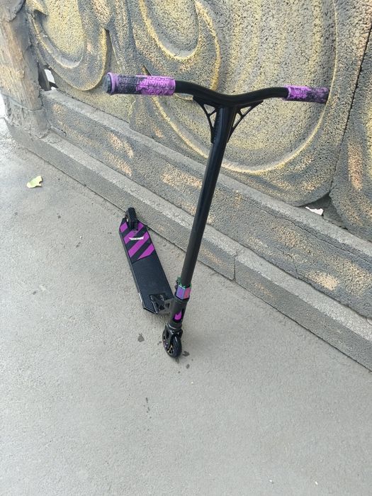 Самокат трюковой