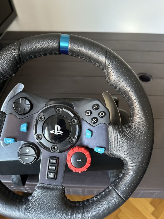 Logitech G29 + monitor Samsung – setup racing PC/PS5”