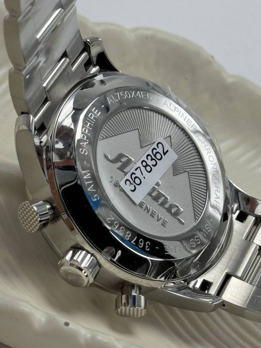 Швейцарские часы фирмы Alpina хронограф