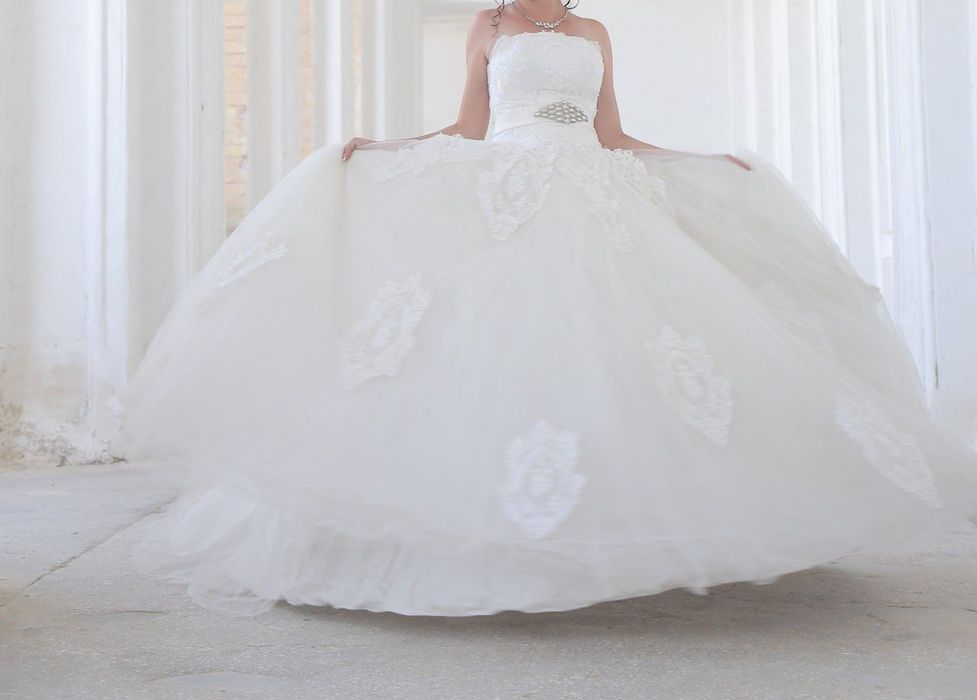 Свадебное платье