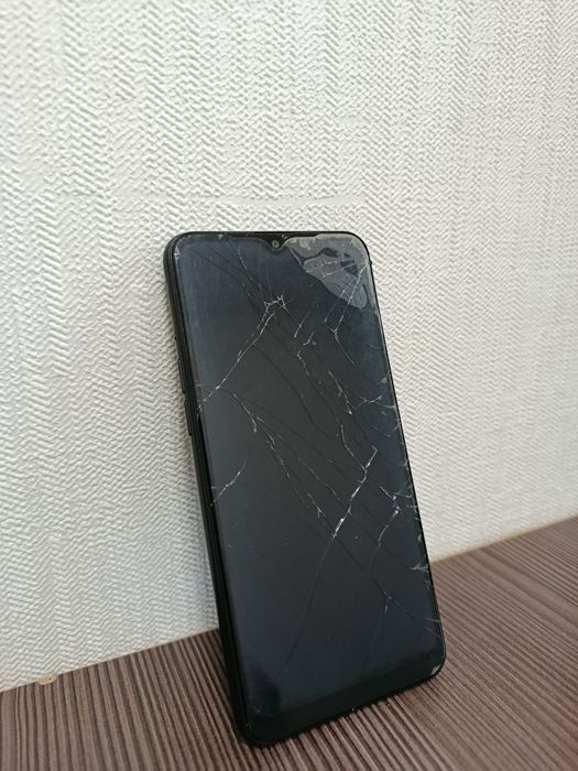 Oppo A1k (черный)
