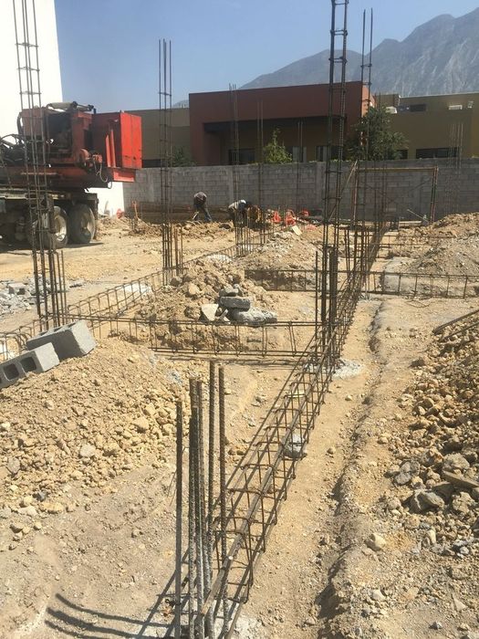 Битон Колонна Сесма Стияшка