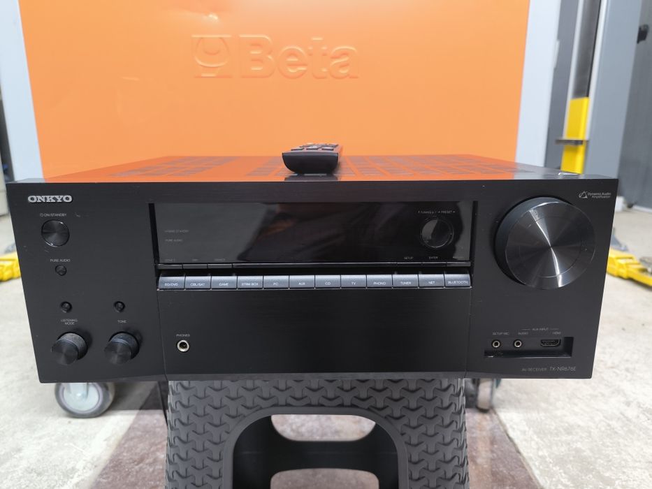 Onkyo tx-nr 676 4K  Dolby Atmos