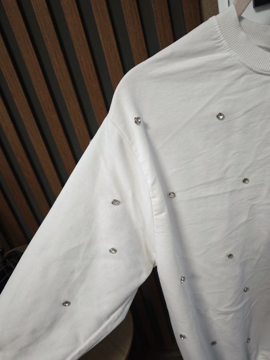 Ефектна блуза с камъни