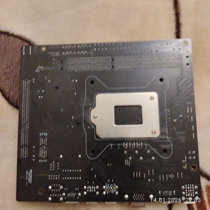 Материнская плата H61 ddr 3