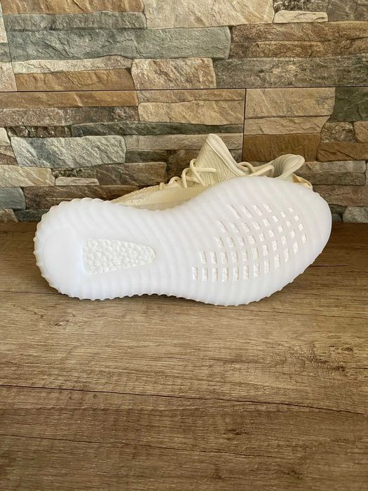 Yeezy 350 Albi 38