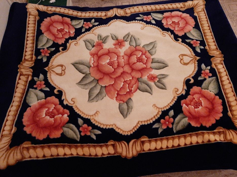 Пледы и  одеяло,