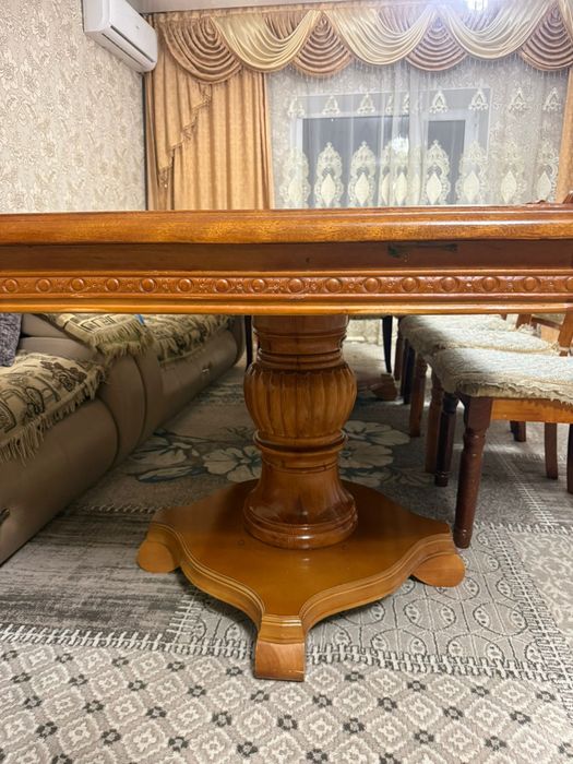 Стол продам большой