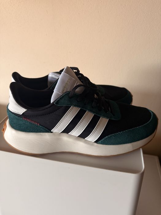 Adidasi Adidas nr 40.5