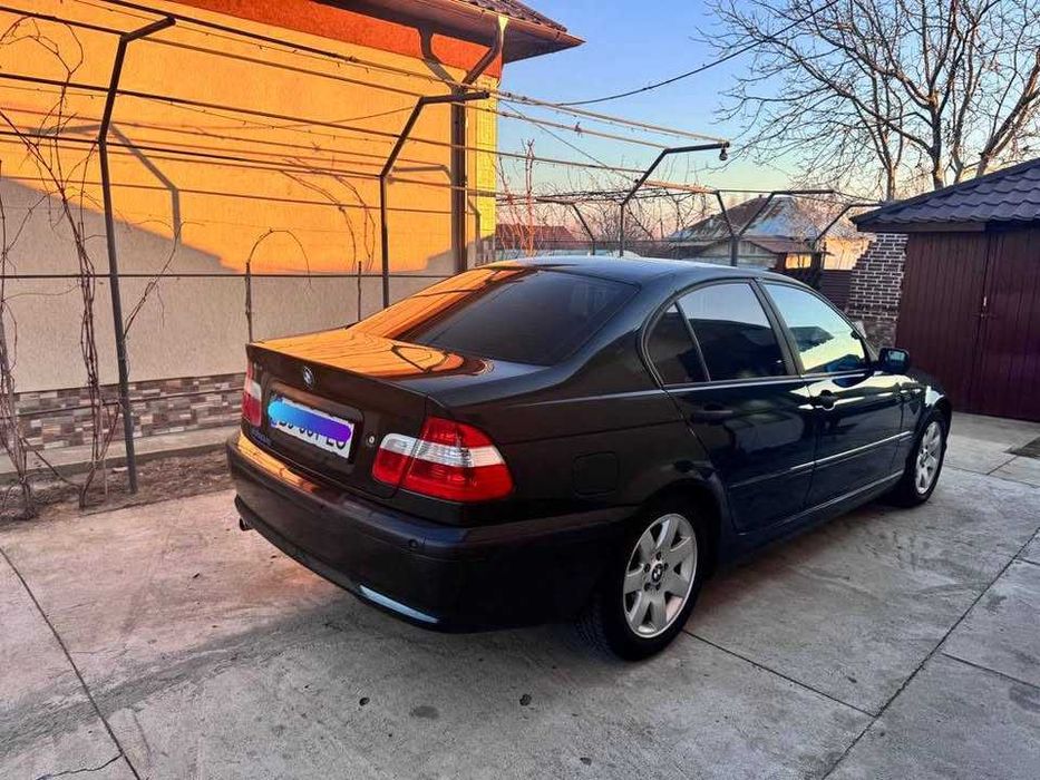 Vând BMW 318i Facelift