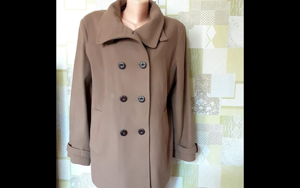 Женские полупальто 54 размер