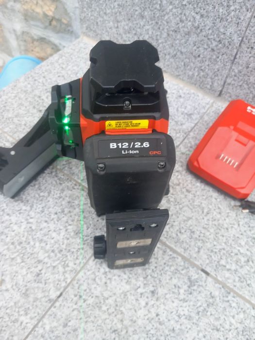 Hilti PM 30-MG лазерен нивелир+ магнитна стойка Хилти