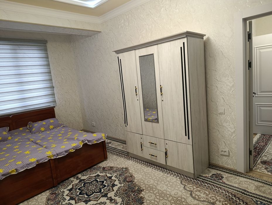 Uy sotiladi 1 xonali 3 etaj