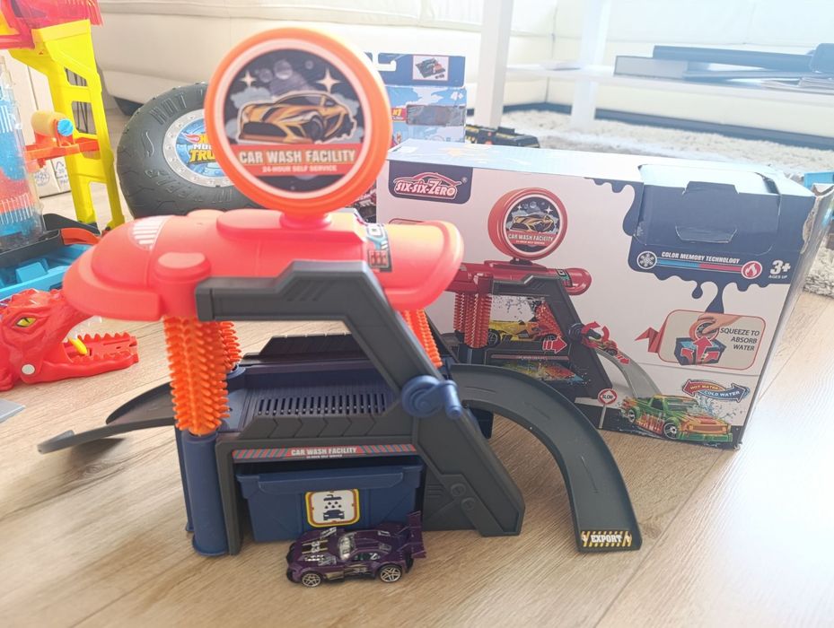 Hot wheels, Monster jam арена и други