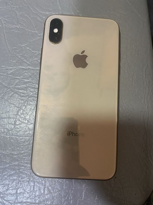 Продам айфон xs
