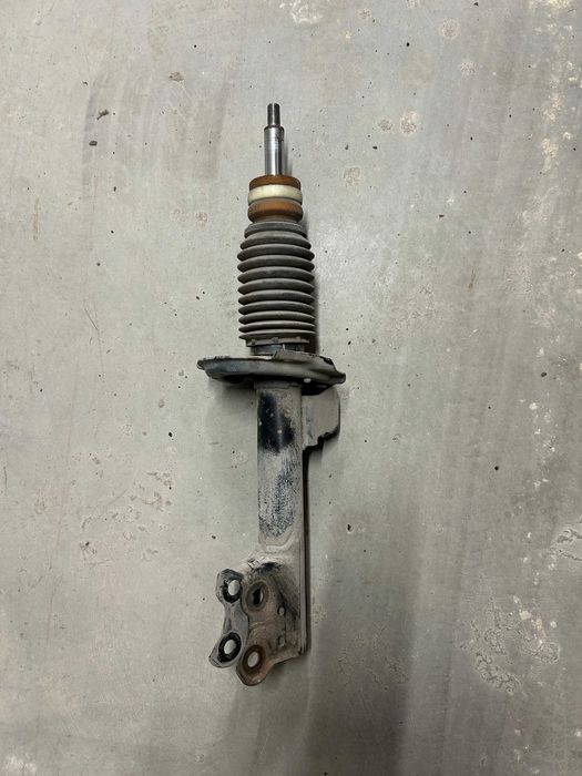 Амортисьор преден десен Mercedes B200 W245 оригинал A1693201830